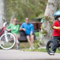 Dành cho bé gái và bé trai: chọn xe đạp cho trẻ