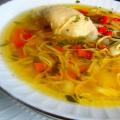 Домашний суп с вермишелью из куриного филе