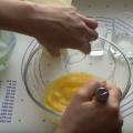Palačinke na kefirju (1 liter kefirja): recept, značilnosti kuhanja in ocene
